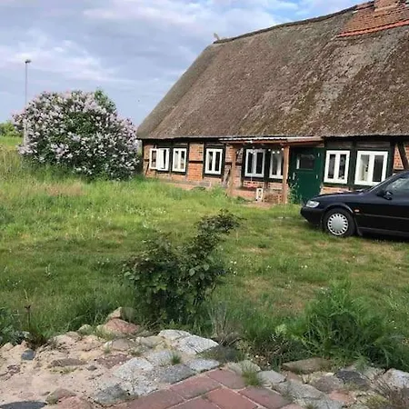 Haus Am Fluss Und Feriehus *