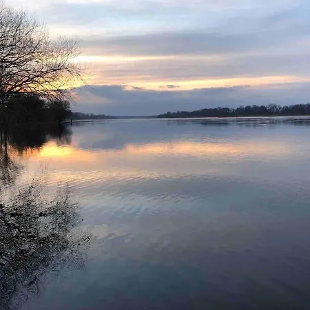 Haus Am Fluss Und Feriehus *