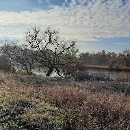 Сasa de vacaciones Haus Am Fluss Und Gartow