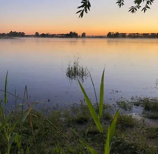 Haus Am Fluss Und Gartow